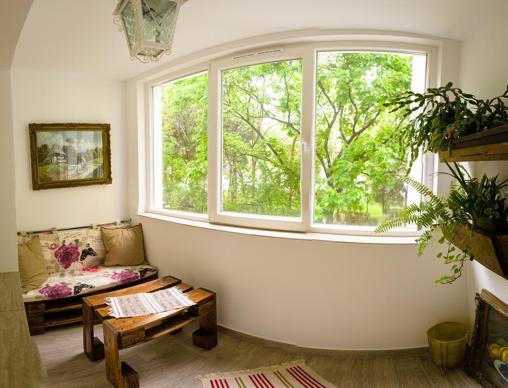 Nicola'S Home บูคาเรสต์ ภายนอก รูปภาพ
